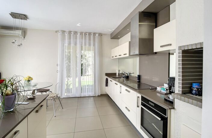 Villa T8 coeur village Fenouillet — photo 4