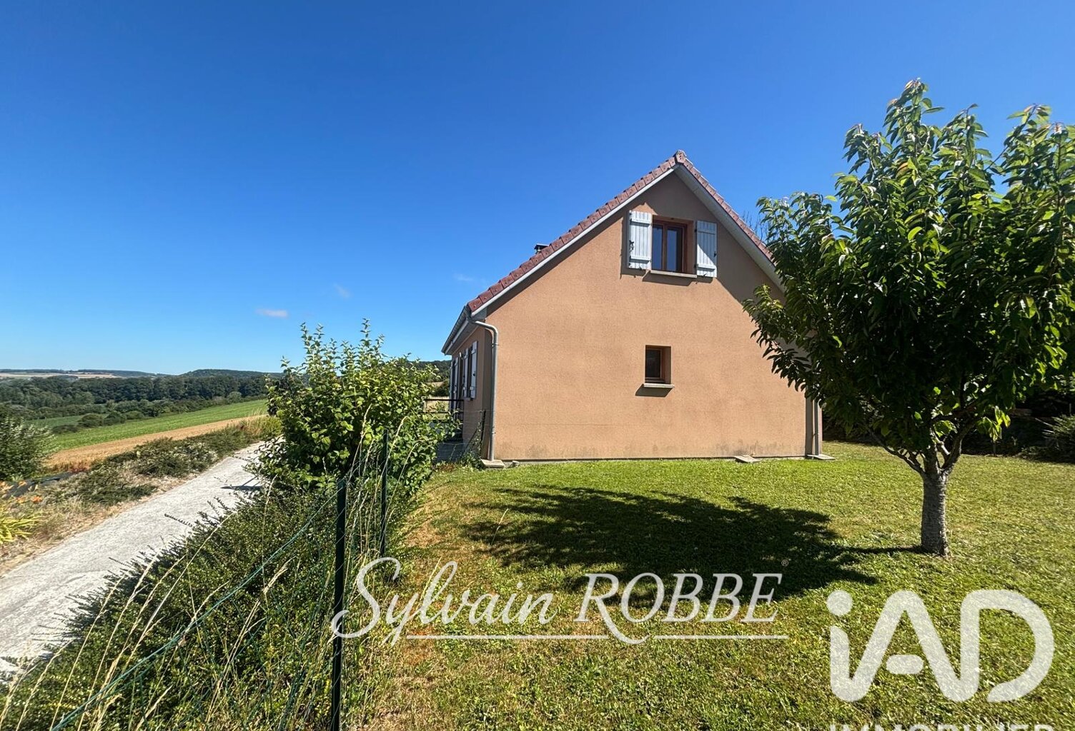 Vente Maison/villa 4 pièces — photo 1