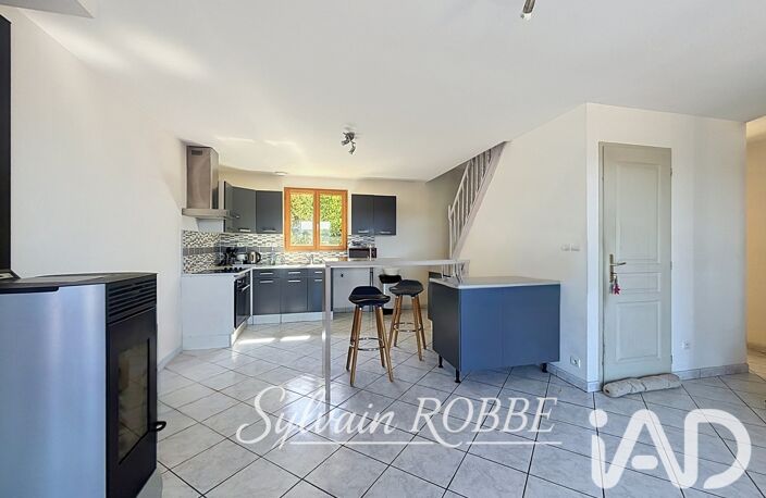 Vente Maison/villa 4 pièces — photo 3