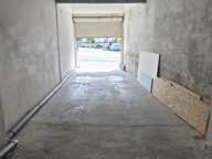 Vente Garage 180 m&sup2; — photo 3