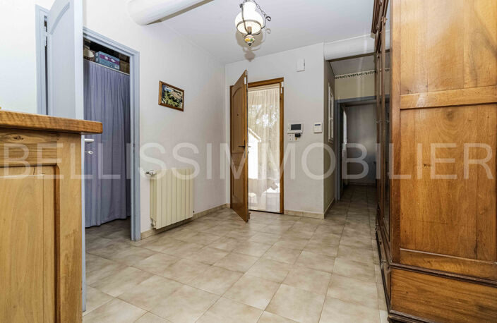 Maison de plain-pied avec terrain et piscine — photo 3