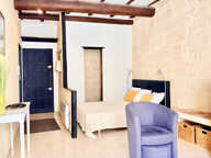 Uzès centre, studio entièrement meublé dans un immeuble de caractère... — photo 4