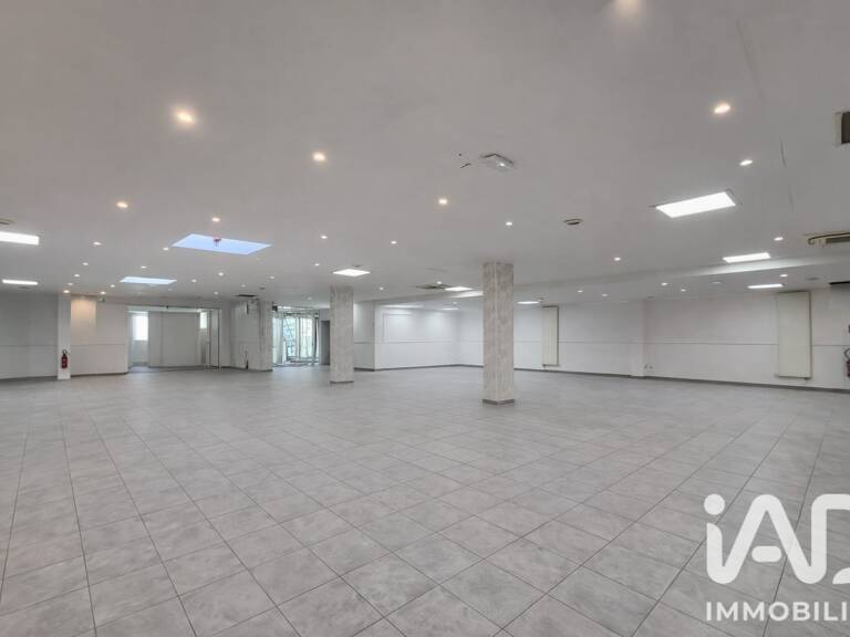Vente Boutique/Local commercial 478 m&sup2; — photo 1
