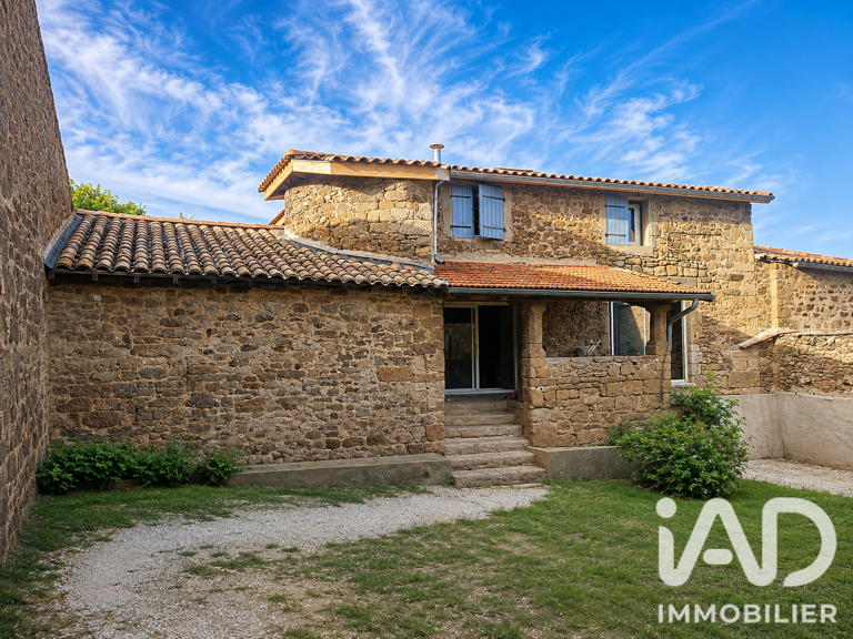 Vente Maison de village 1 pièce — photo 1