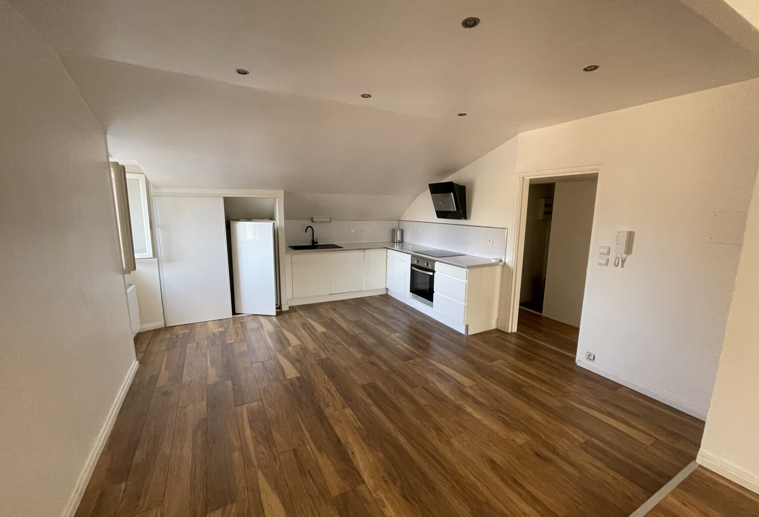 RODEZ : Hyper centre beau T3 duplex — photo 1