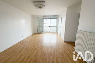Appartement 3 pièces 243000 €