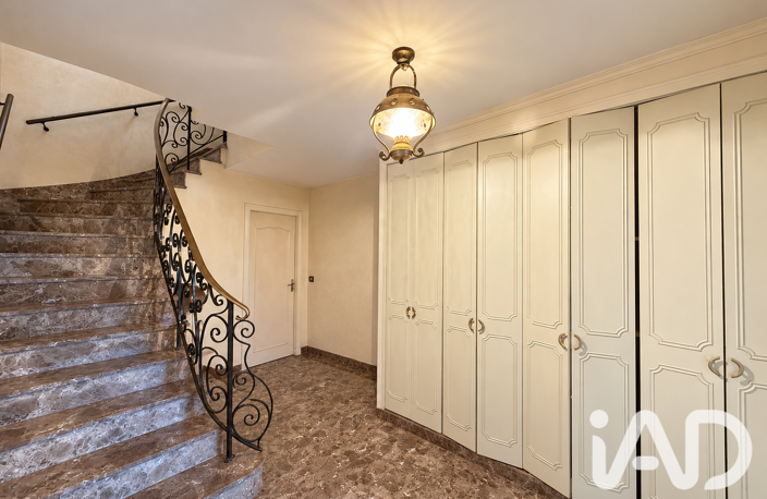 Vente Maison traditionnelle 8 pièces — photo 2