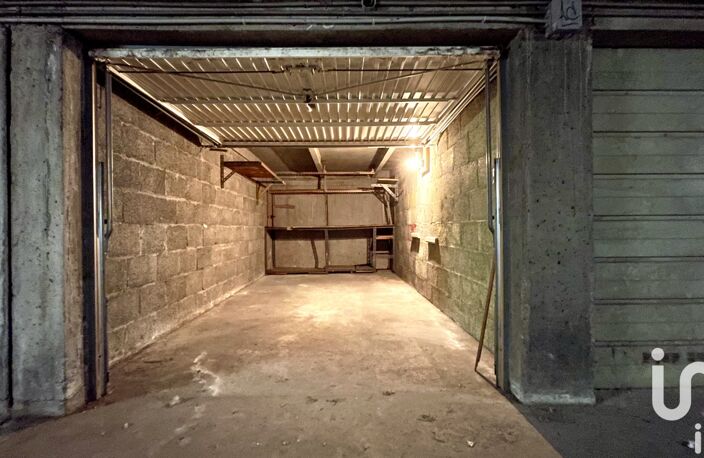 Vente Garage 16 m&sup2; — photo 2