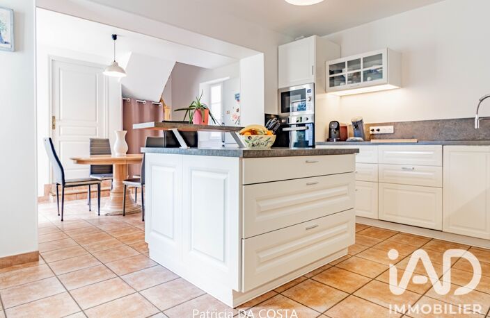 Vente Maison/villa 7 pièces — photo 2