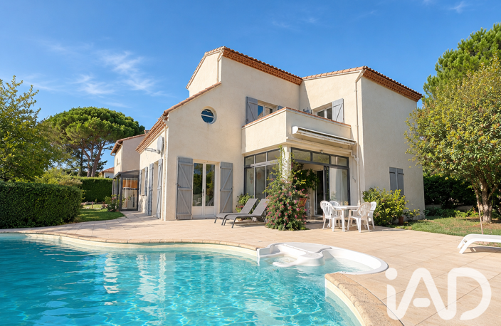 Vente Maison/villa 8 pièces — photo 2