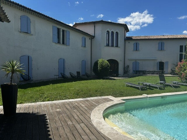 Villa / Maison  T12 à louer Saint-Marcel-lès-Sauzet 26740