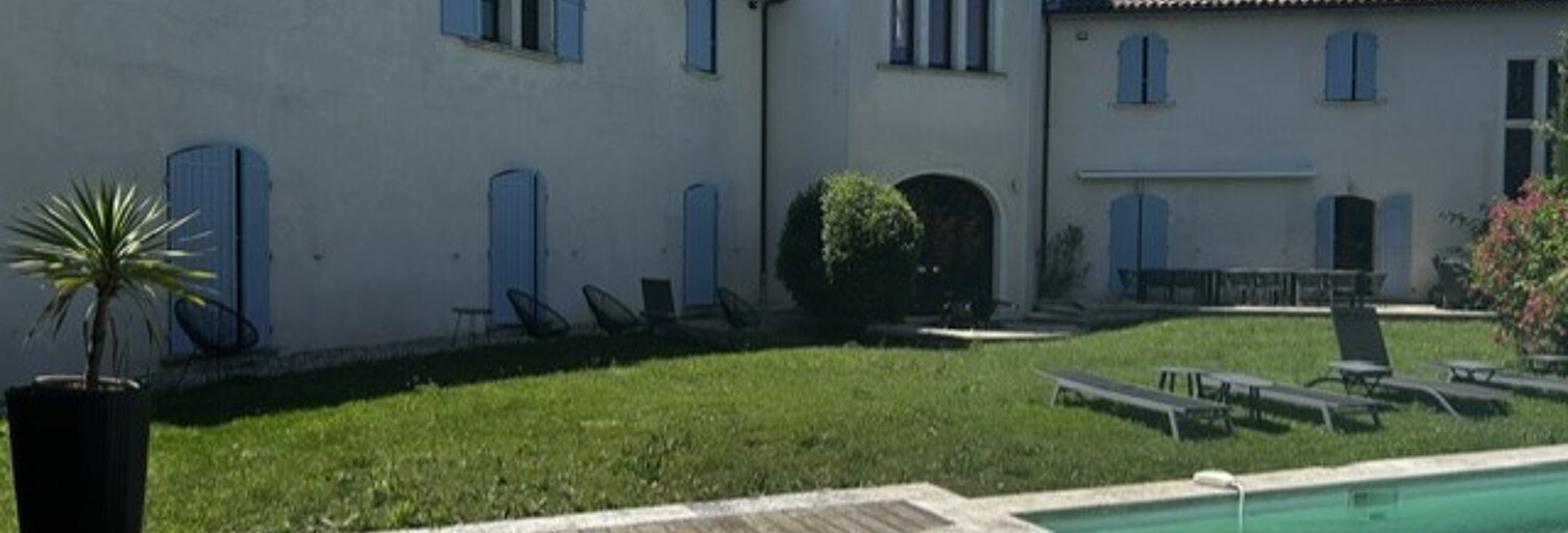 Maison 12 Pièces 528 m² à louer à Saint-Marcel-lès-Sauzet (26740)