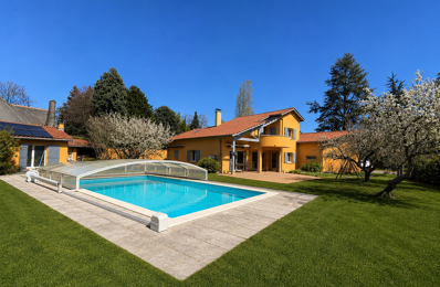 Maison de 169 m2 sur 1300 m2 de terrain avec piscine — photo du bien