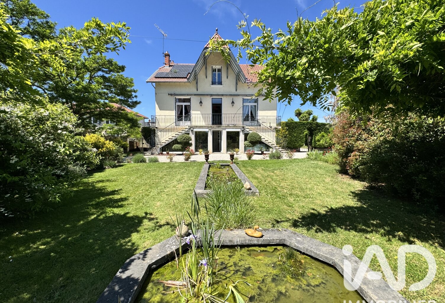 Vente Maison/villa 8 pièces — photo 1