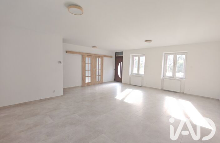 Vente Maison/villa 7 pièces — photo 2