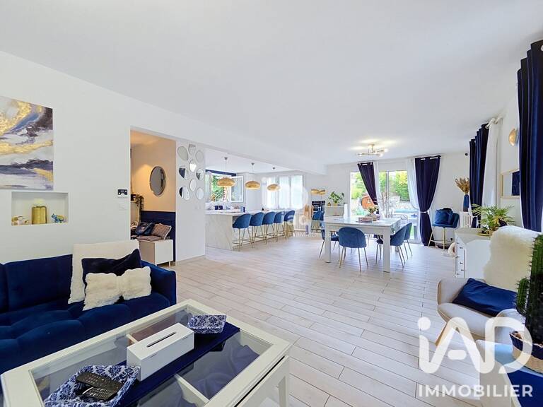 Vente Maison/villa 8 pièces — photo 1
