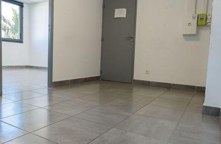 Vente Bureaux 42 m&sup2; — photo 4