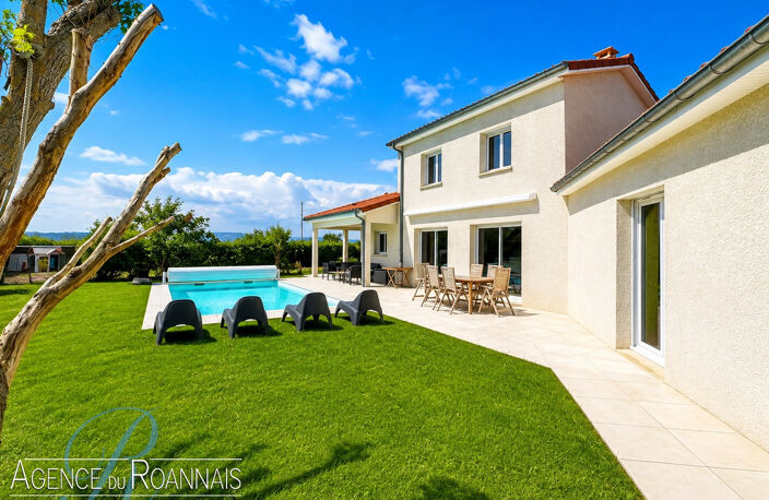 SAINT-CYR-DE-FAVIÈRES   une villa  avec piscine où confort, — photo 4