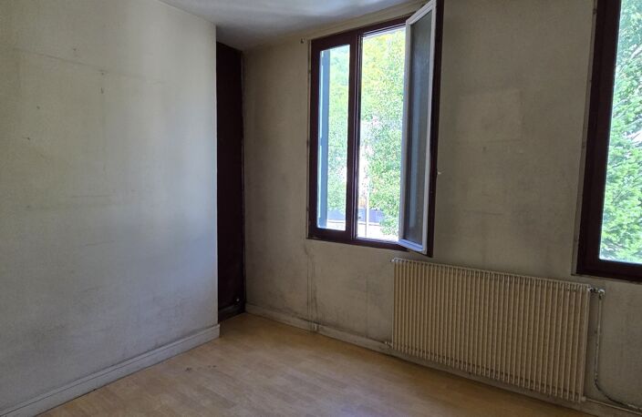 Vente Maison/villa 9 pièces — photo 3