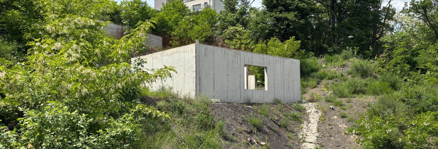 Terrain  641 m² à vendre à Saint-Genest-Lerpt (42530)