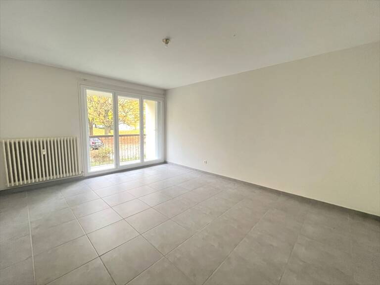 T2 secteur sous-planty — photo 1