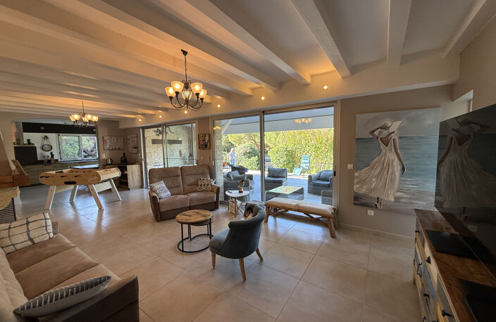VILLA 6 PIECES QUARTIER PLATIN 177 M2 PISCINE SPA  - PLAGES — photo 3