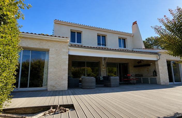 VILLA 6 PIECES QUARTIER PLATIN 177 M2 PISCINE SPA  - PLAGES — photo 4