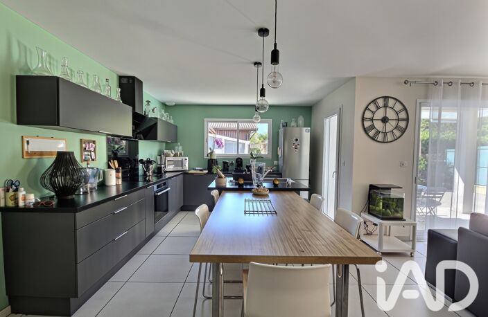 Vente Maison/villa 4 pièces — photo 2