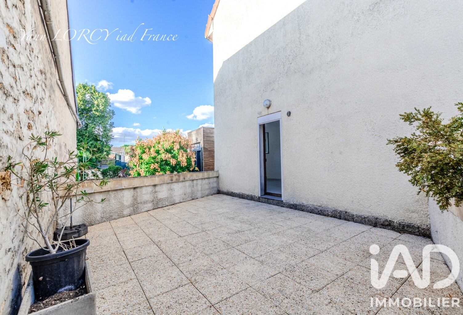 Vente Studio 1 pièce — photo 1