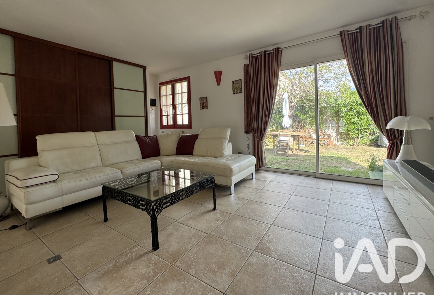 Vente Maison/villa 8 pièces — photo 1