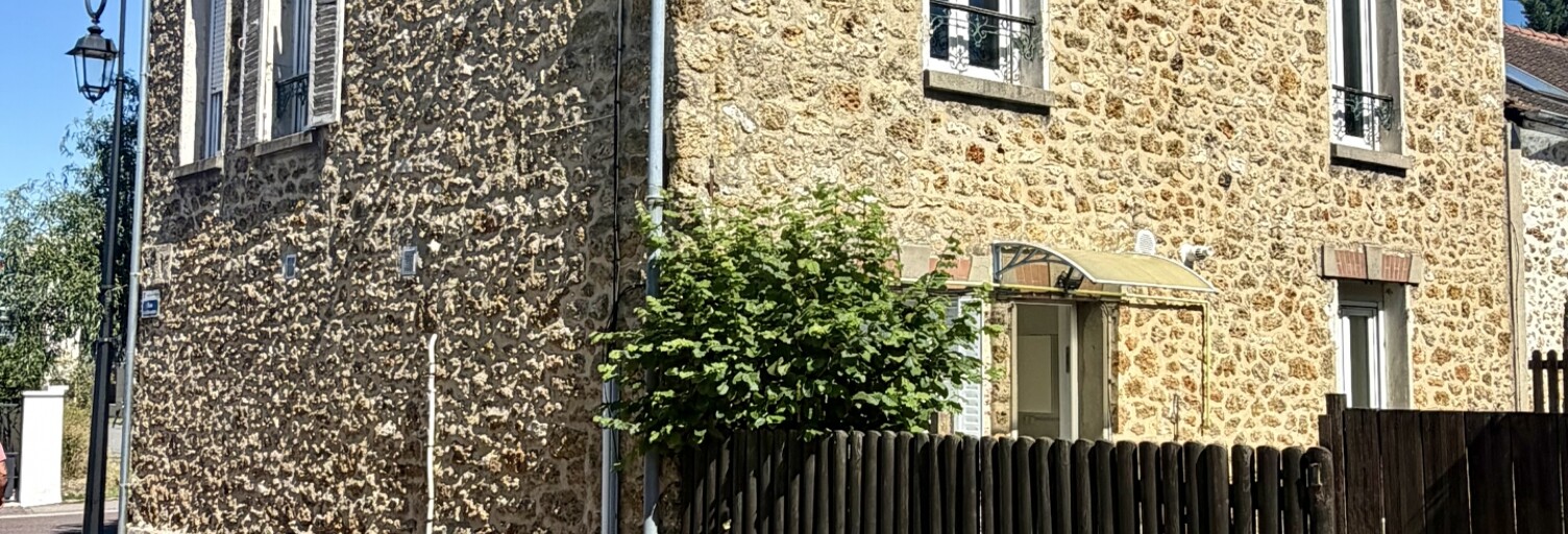 Maison 5 Pièces 105 m² à vendre à Voisins-le-Bretonneux (78960)