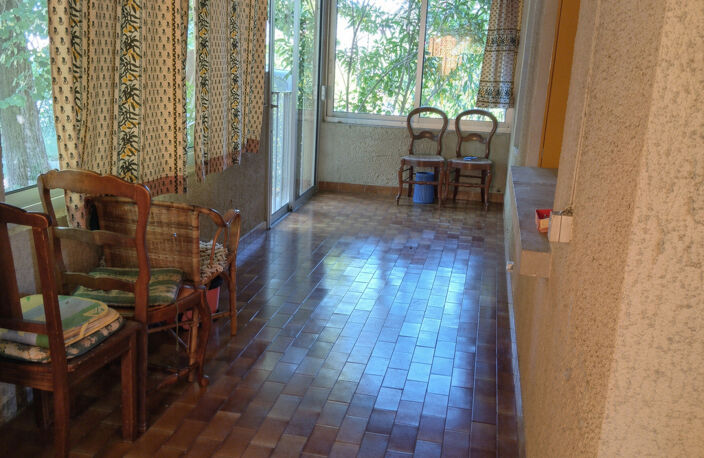 À VENDRE VILLA 100 m2 avec véranda SUR TERRAIN CONSTRUCTIBLE - SAUVE — photo 4