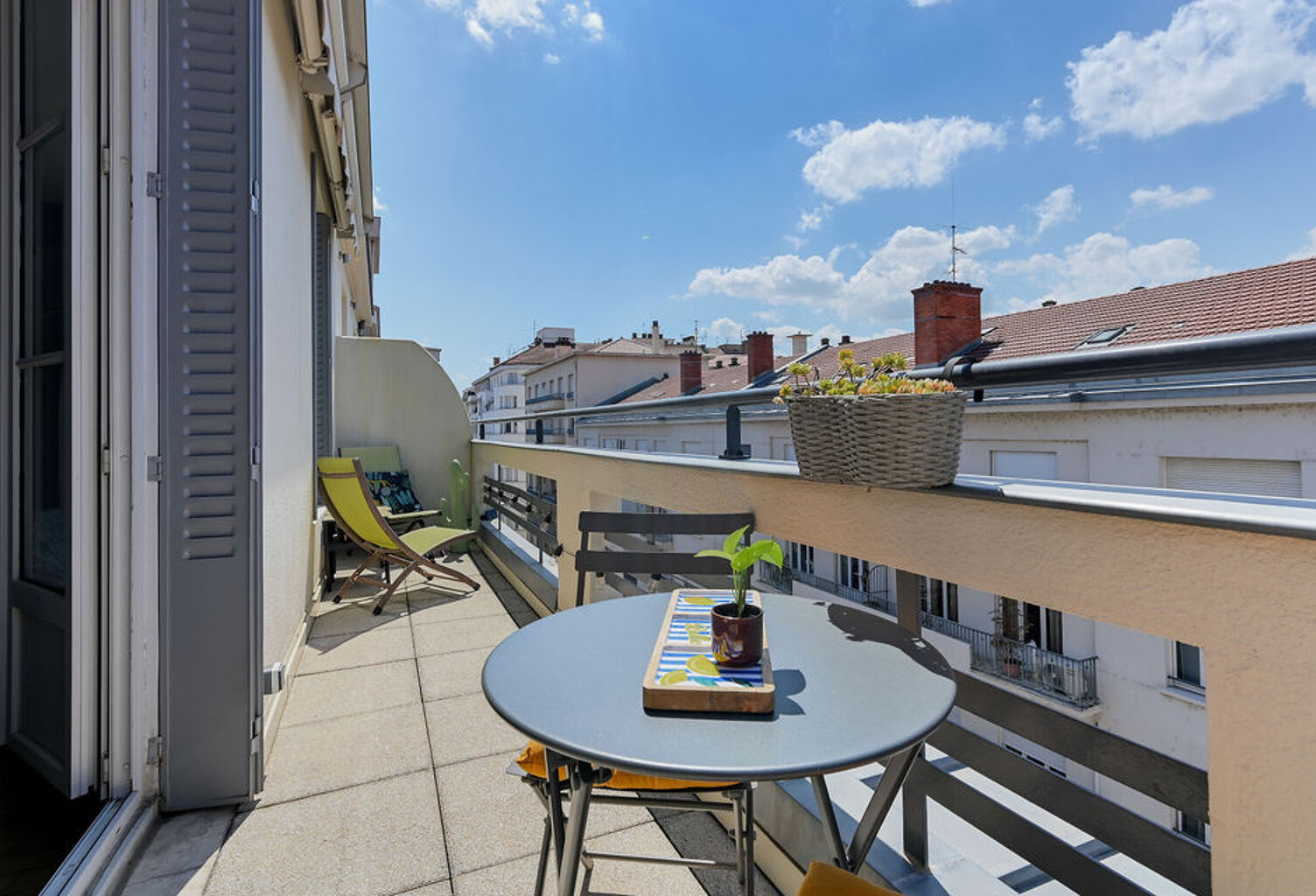 Lyon 6ème   Rare T2 avec terrasse au sein d'un bel immeuble — photo 1