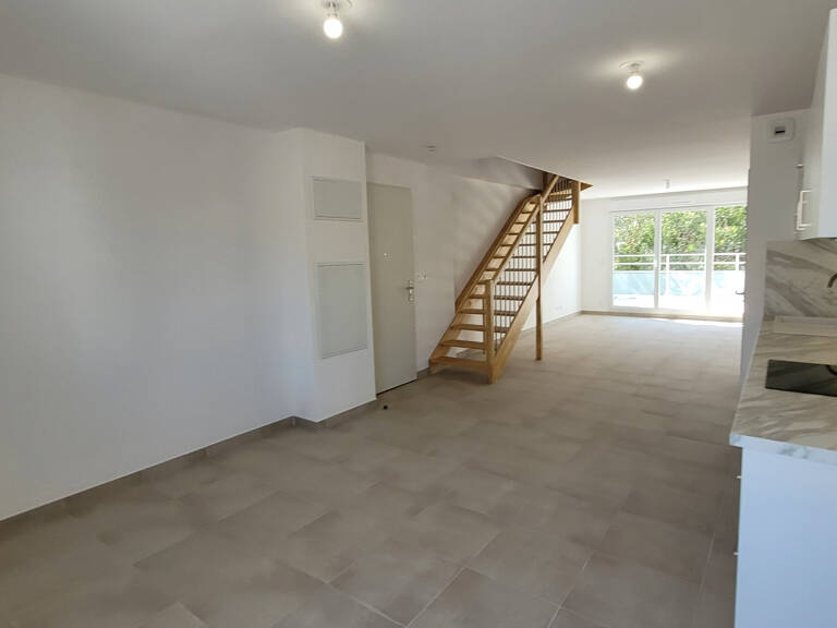 T3 en duplex Istres résidence neuve terrasse — photo 1