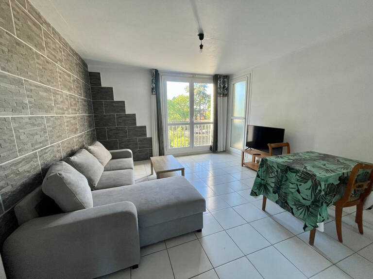 Appartement Type 3 avec balcons et cave, quartier Fontbarlettes, 26000 VALENCE — photo 1