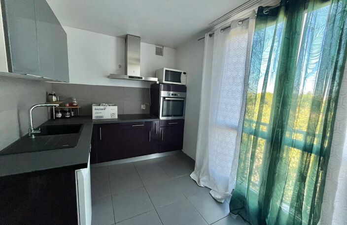 Appartement Type 3 avec balcons et cave, quartier Fontbarlettes, 26000 VALENCE — photo 4