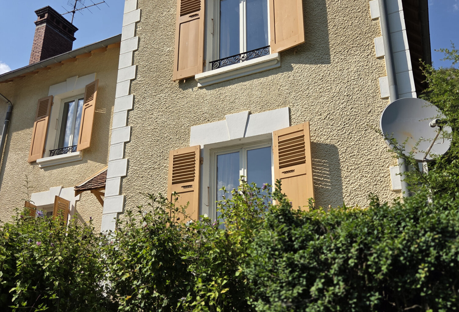 CHARMANTE MAISON AVEC JARDIN — photo 1