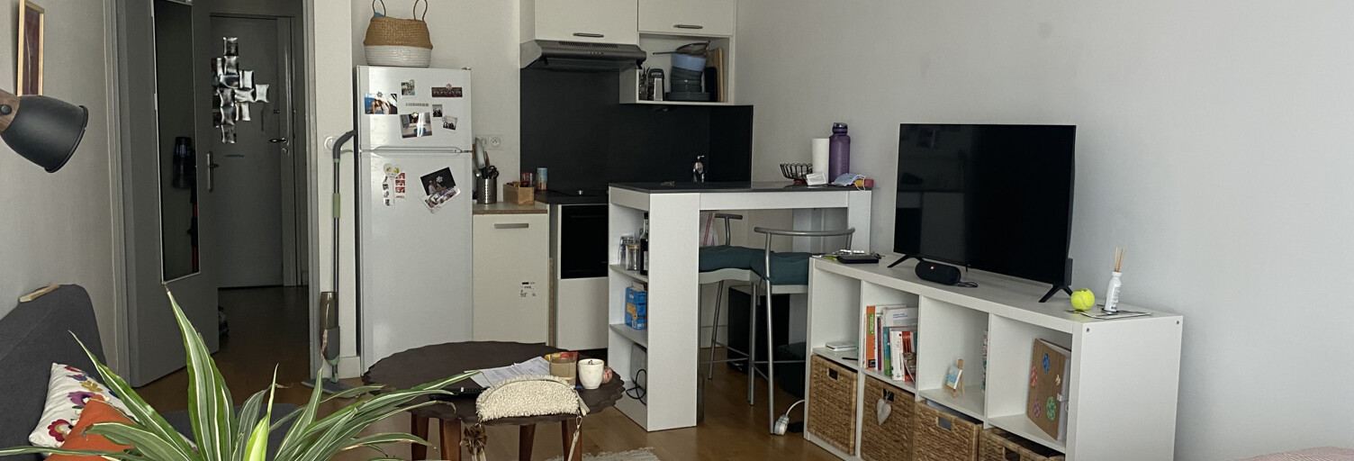 Appartement 1 Pièce 28 m² à louer à Bordeaux (33800)