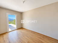 PUGNY-CHATENOD ? T4 EN REZ-DE-JARDIN ? VUE LAC ET MONTAGNES — photo 4