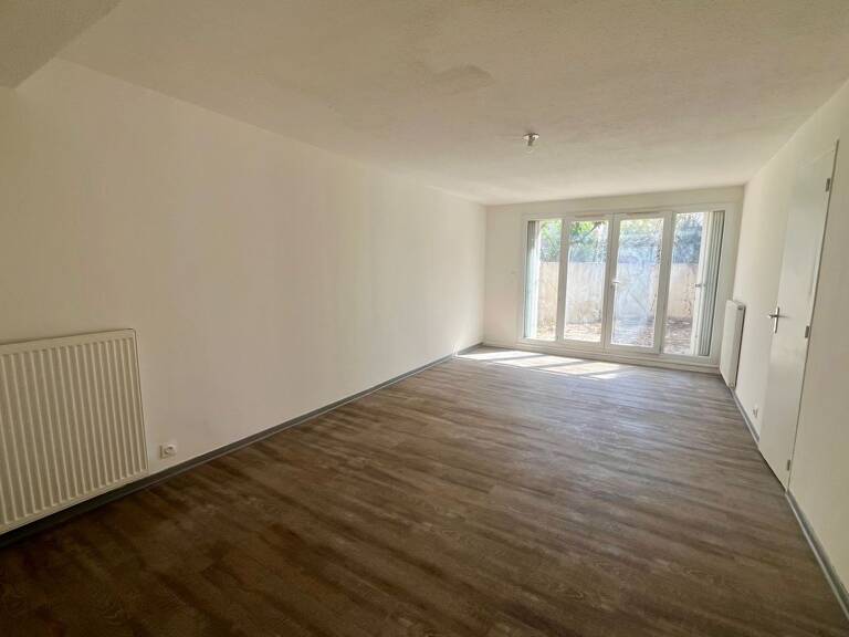 E3468A212L  Beau T4 à Vitrolles, Résidence Les Pignes : espace, confort et qualité de vie au rendez-vous — photo 1