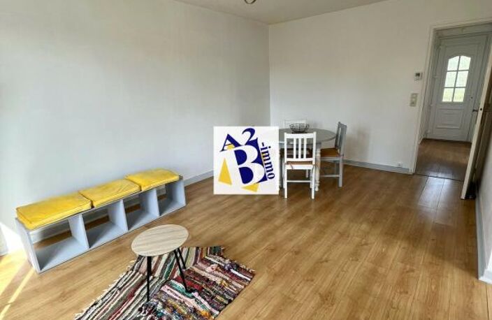 ANGOULEME, Appt T3, garage — photo 3
