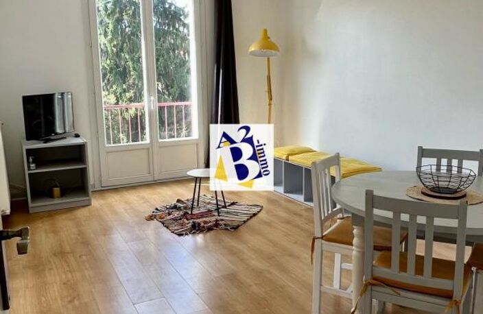 ANGOULEME, Appt T3, garage — photo 4