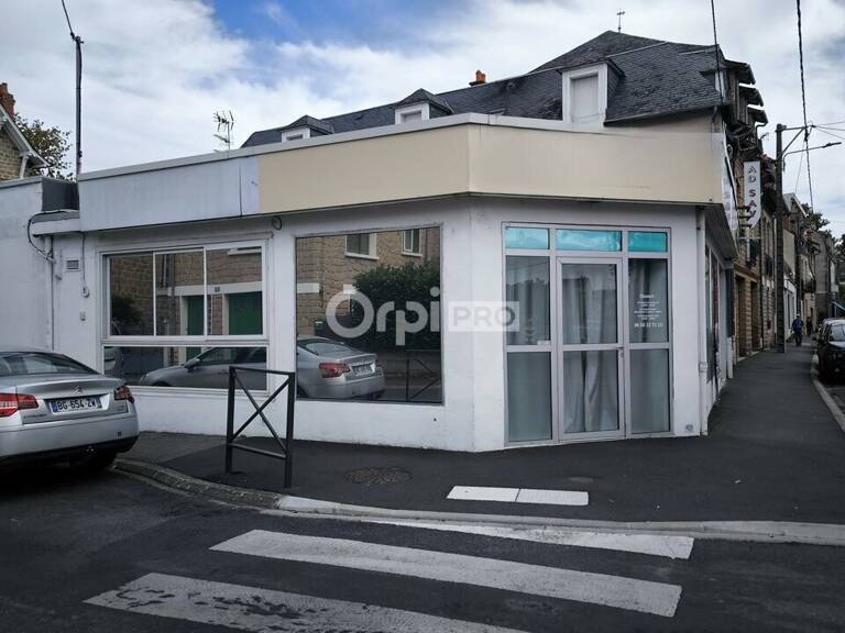 LOCAL COMMERCIAL A LOUER — photo 1