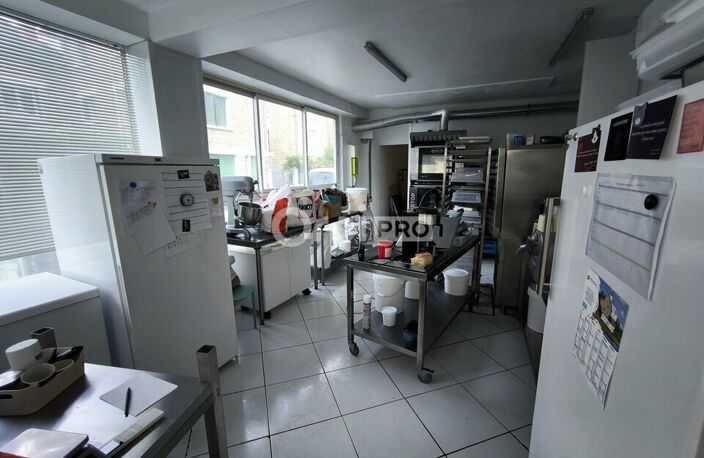 LOCAL COMMERCIAL A LOUER — photo 2