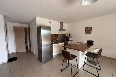 Appartement 4 pièces 700 €