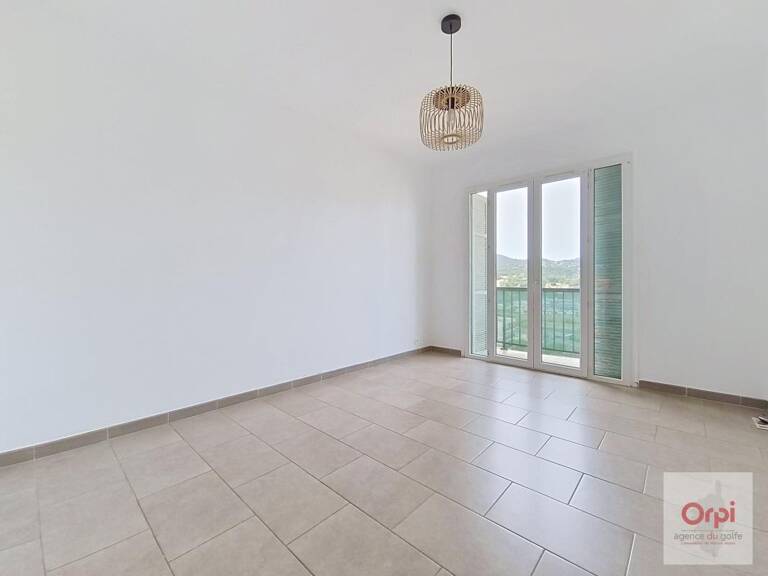 APPARTEMENT T4 A LOUER — photo 1