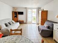 Appartement T2 rez-de-chaussée à vendre - 1 chambre - jardinet - Saint-Martin intra Muros - copropriété avec piscine — photo 3
