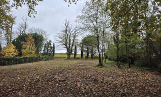 Terrain  1100 m² à vendre à Saint-Sulpice-et-Cameyrac (33450)