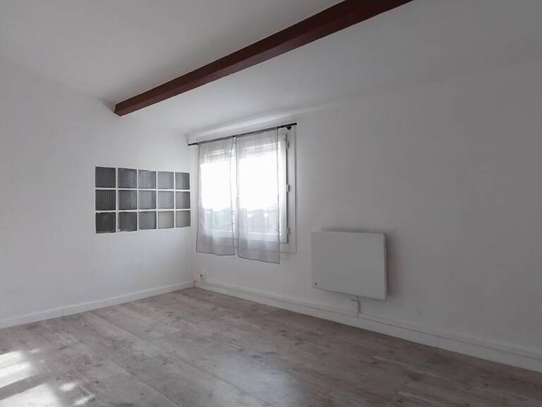 SERIGNAN - Appartement À Louer — photo 1