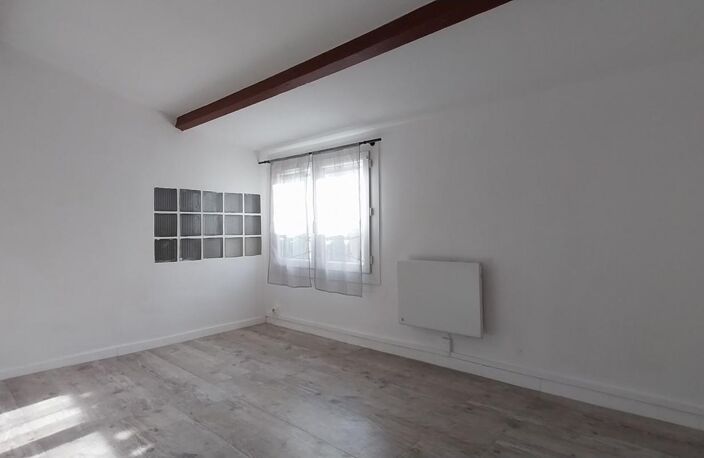 SERIGNAN - Appartement À Louer — photo 3